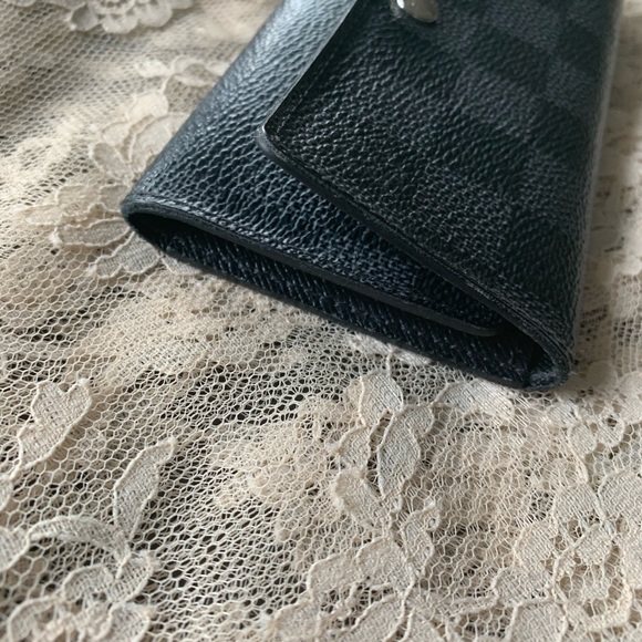 Louis Vuitton Graphite Key Pouch - Picture 11 of 16